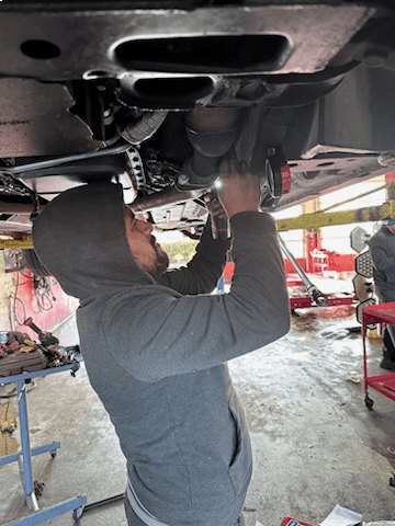 Felipe's Tire Shop gallery