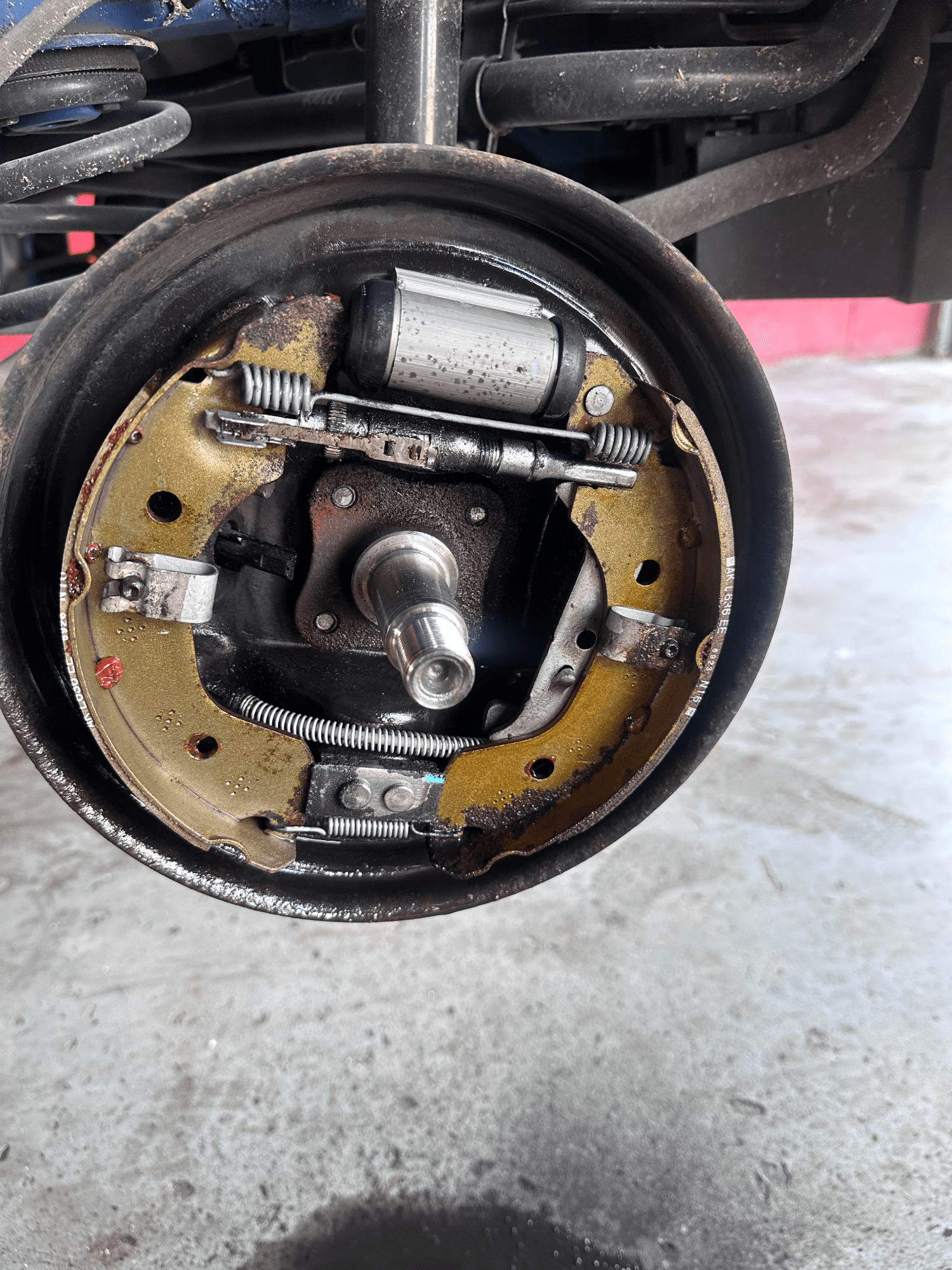 Felipe's Tire Shop gallery